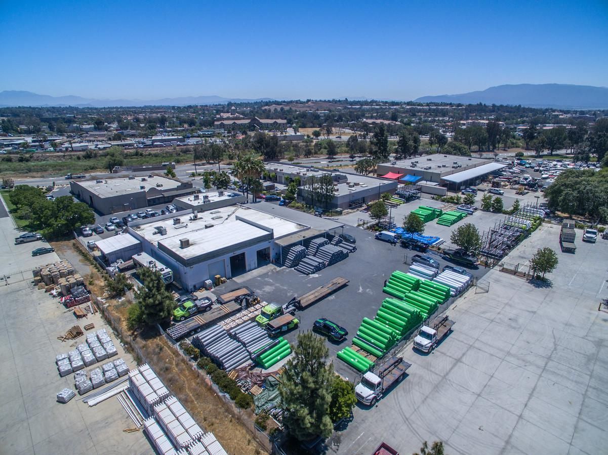 Multiple Spaces Property For Lease photo 3