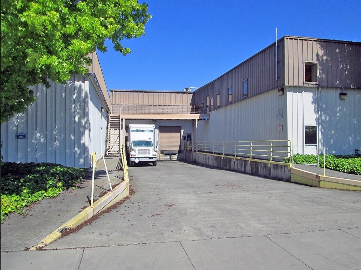 Industrial Warehouse Suites with Office Spaces - Flexible Configuration and Short-Term Leases Available photo 2