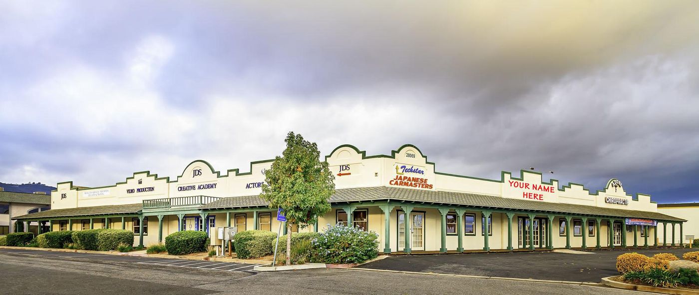 Diaz Western photo 1