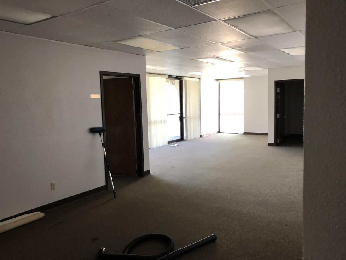 Flex Property For Lease photo 4