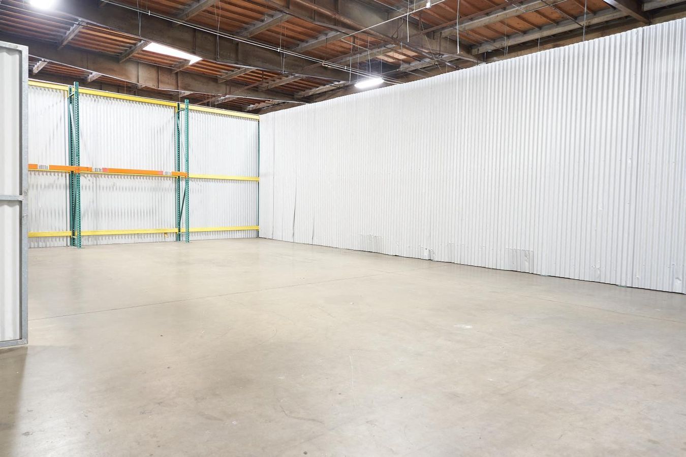 ReadySpaces Anaheim photo 3