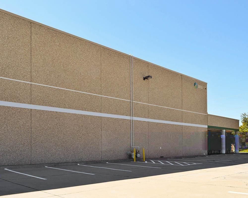 Prologis Freeport Distribution Center - 9000-9010 North Royal Lane photo 2