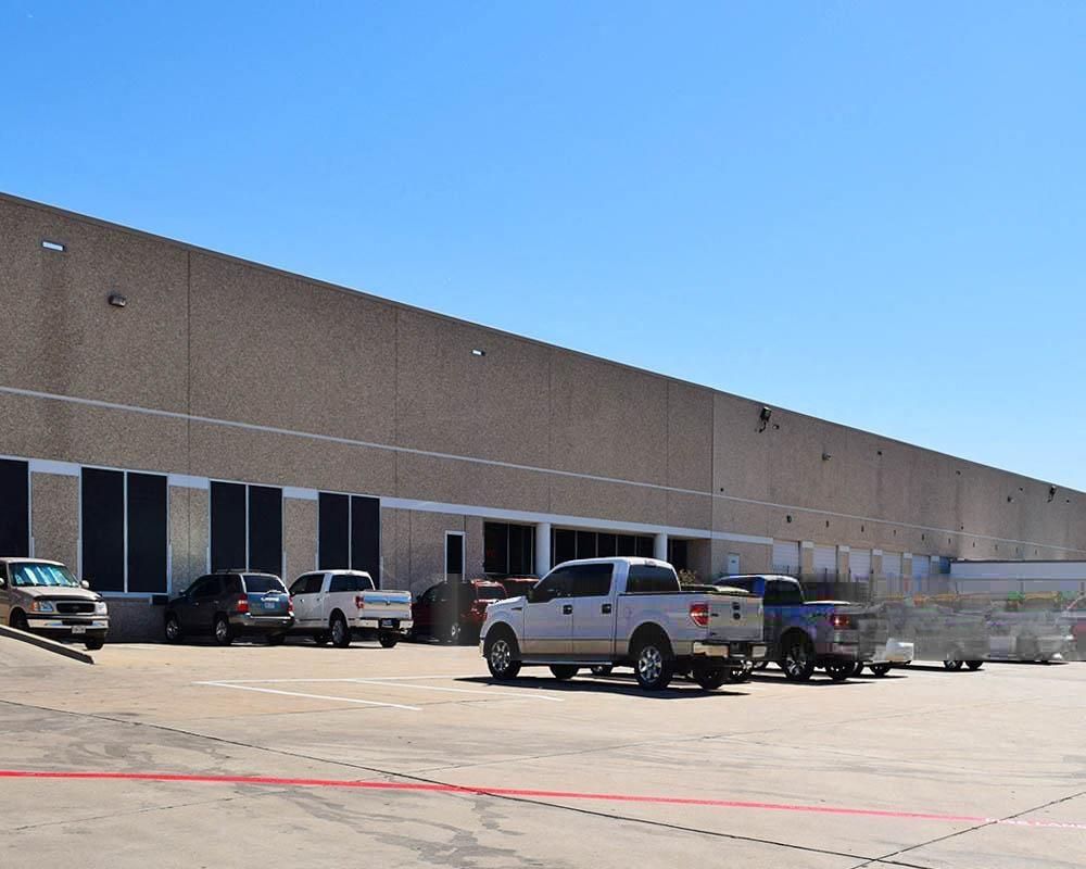 Prologis Freeport Distribution Center - 9000-9010 North Royal Lane photo 4