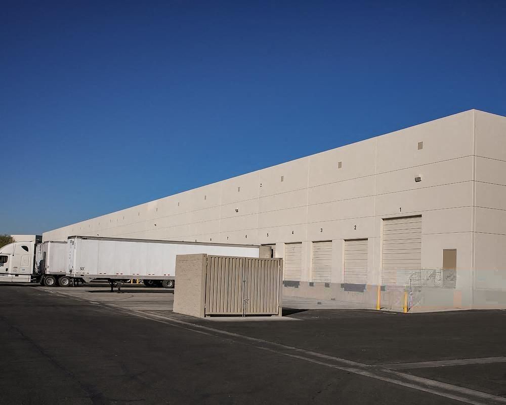 Las Vegas Corporate Center - Bldg. 7 photo 4