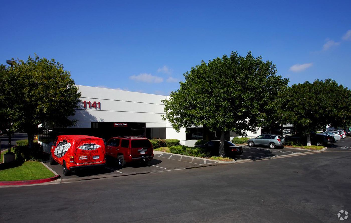 Multiple Spaces Property For Lease photo 2