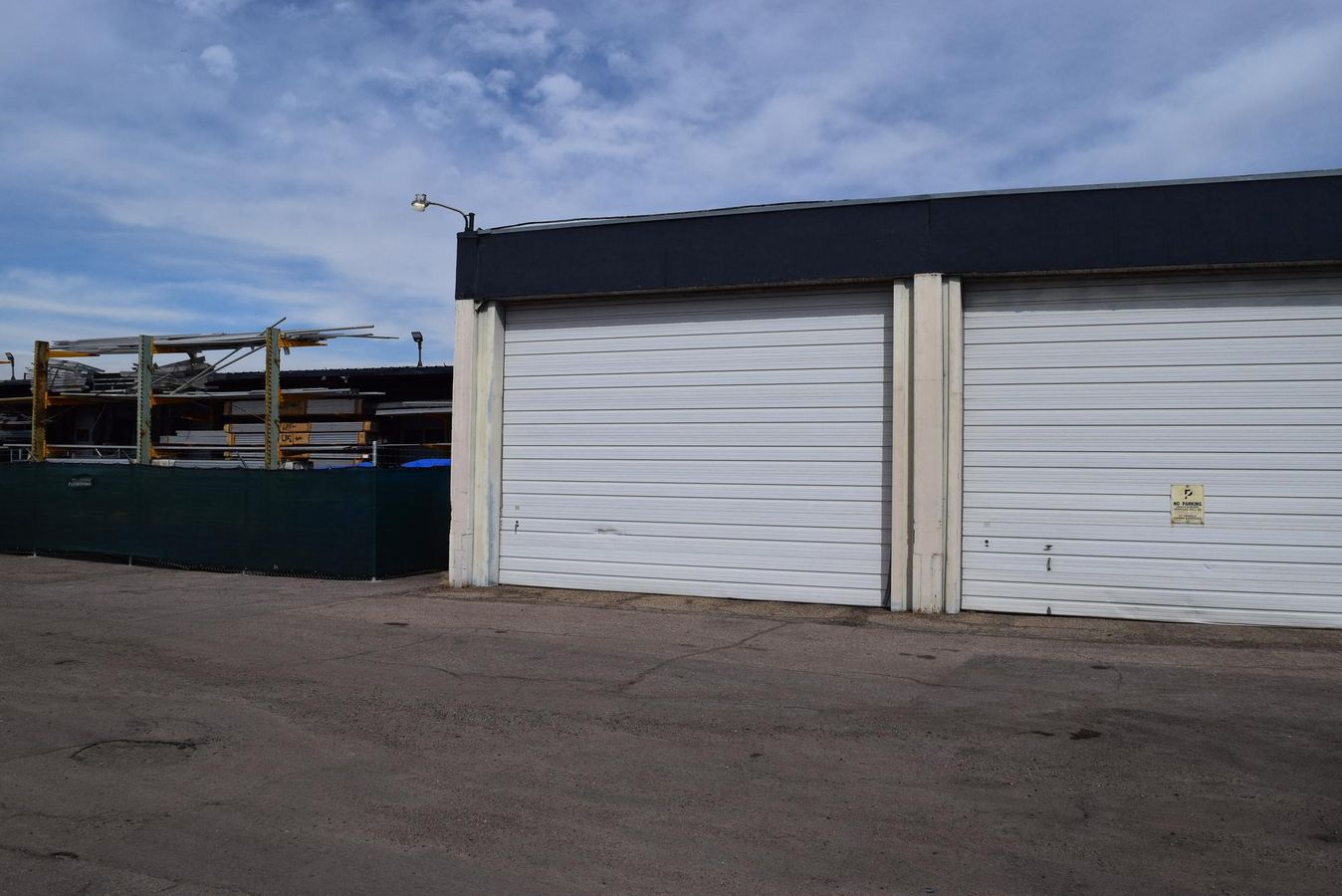 1,000 SF Warehouse/Storage photo 2
