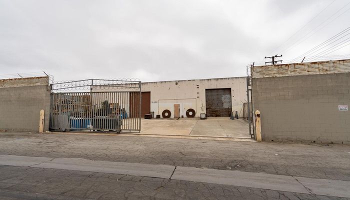 Warehouse Space for Sale at 13039 S Main St Gardena, CA 90061 - #4