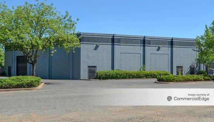 Warehouse Space for Rent at 2660-2680 Albatross Way Sacramento, CA 95815 - #2