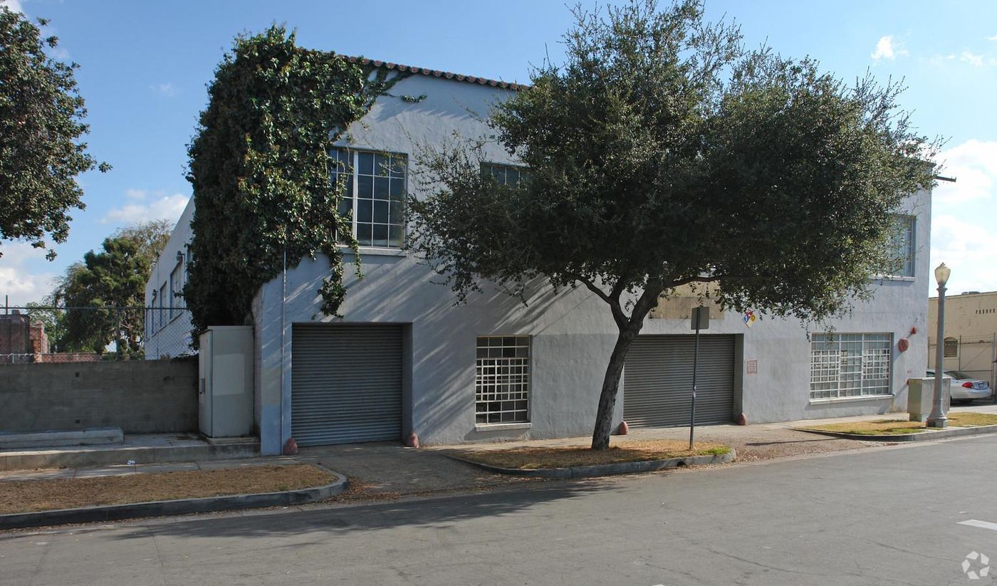 Multiple Spaces Property For Lease photo 3