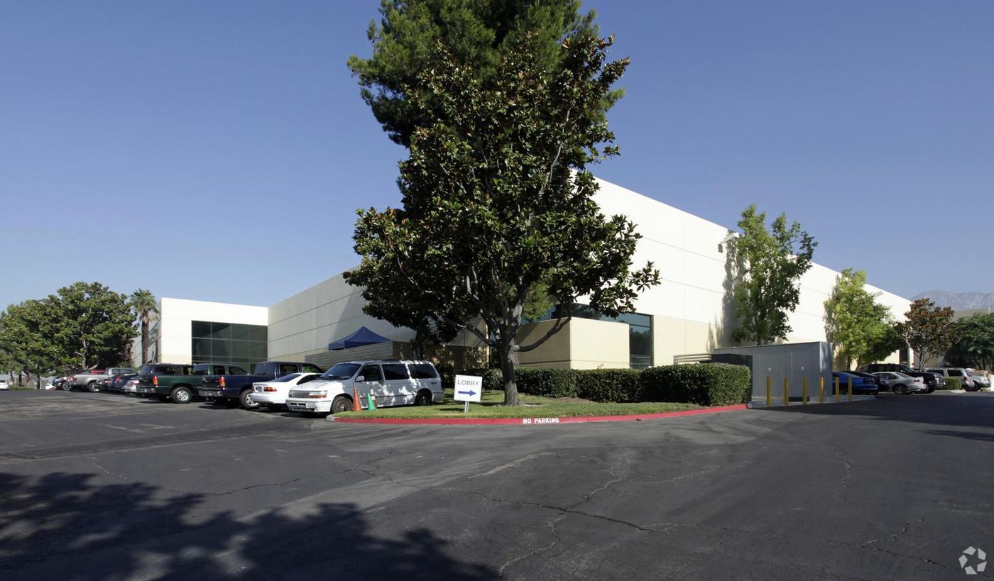 Bldg 17 photo 3