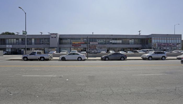 Warehouse Space for Rent at 1740 S Los Angeles St Los Angeles, CA 90015 - #19