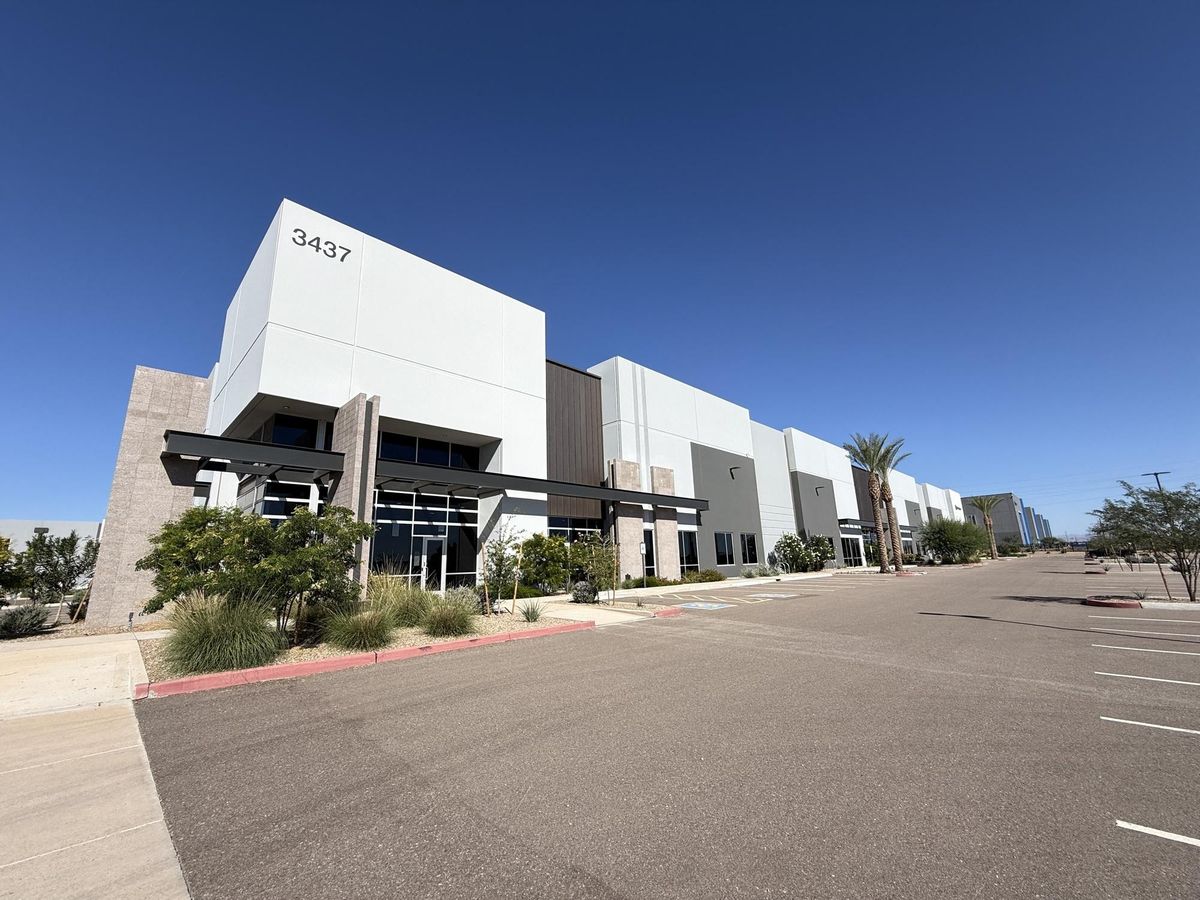 MET 202 - Building B photo 1