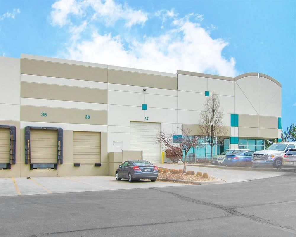 Peoria Distribution Center - 12000 & 12050 East 45th Avenue photo 4