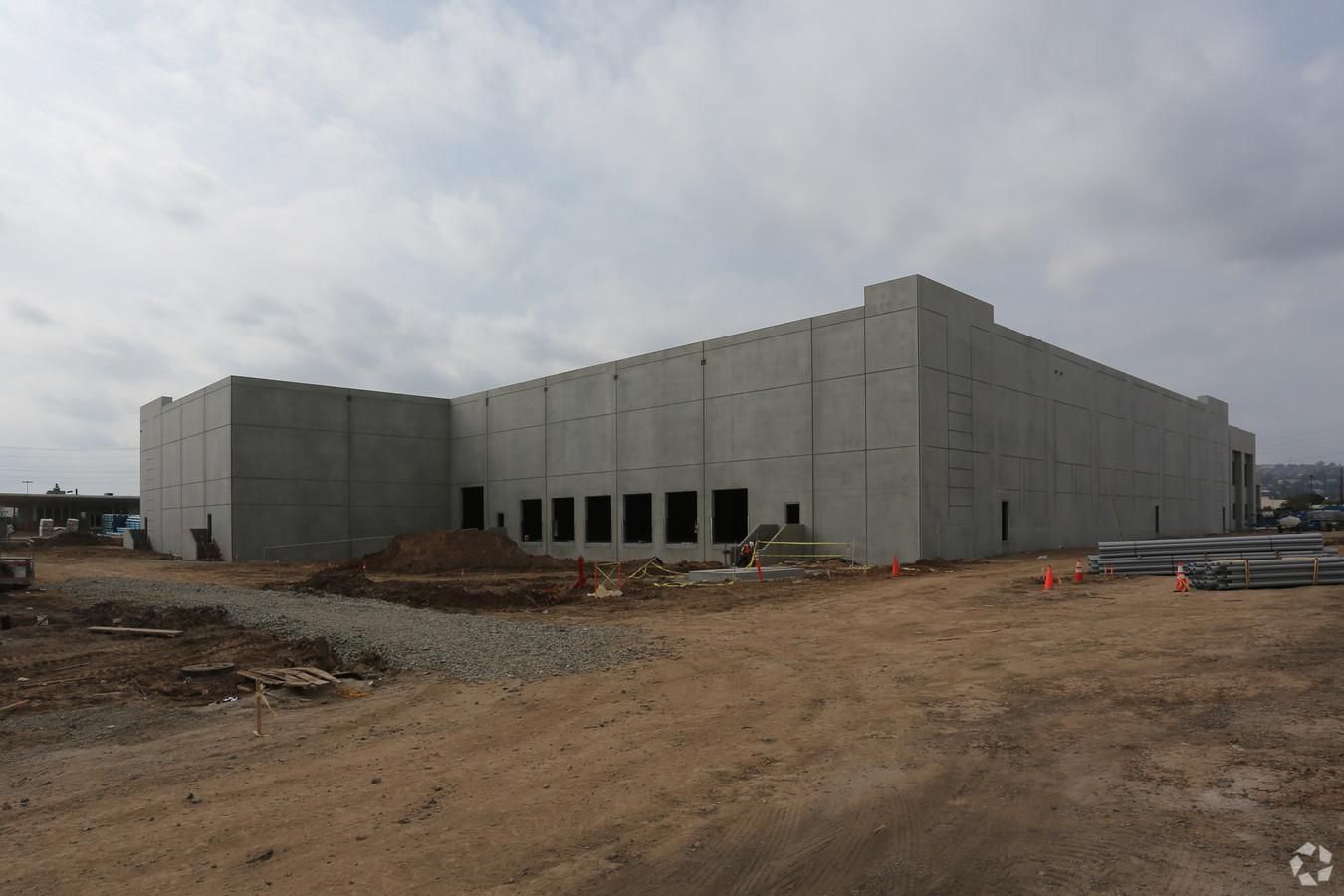 Building 5 photo 3