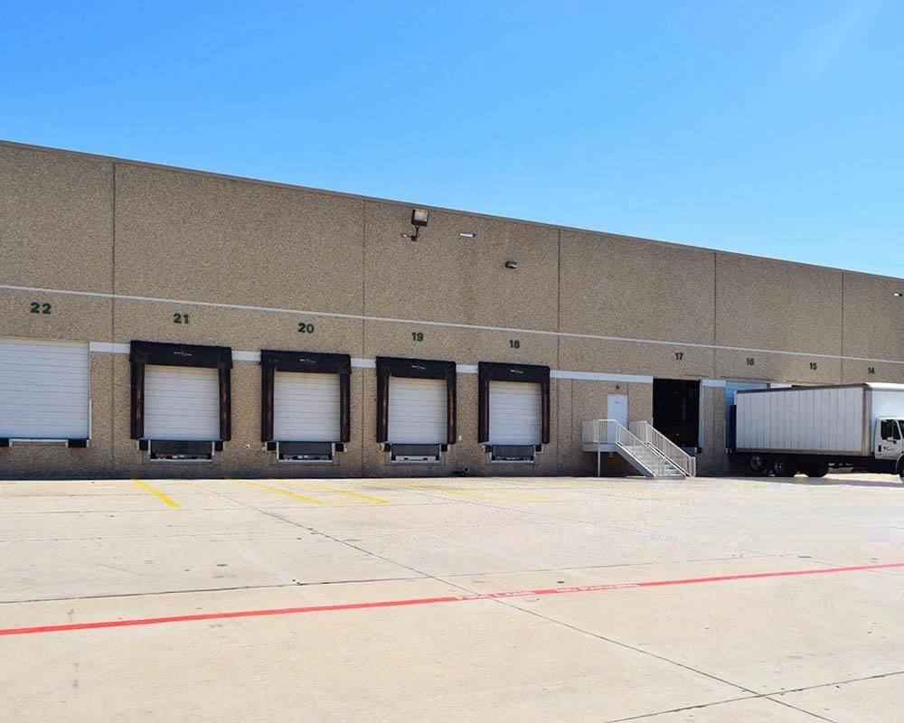 Prologis Freeport Distribution Center - 9000-9010 North Royal Lane photo 3