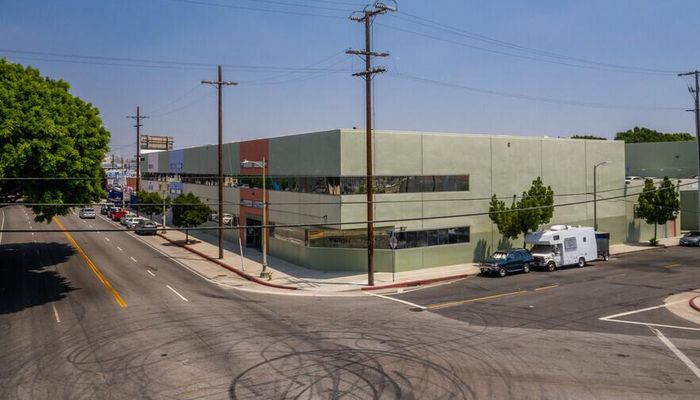 Warehouse Space for Rent at 3434 S Broadway Los Angeles, CA 90007 - #10