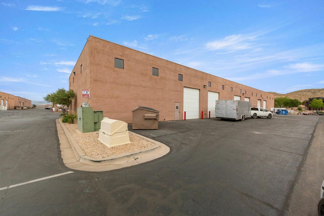 Northridge Industrial photo 4