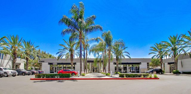 Latham Street Office Plaza