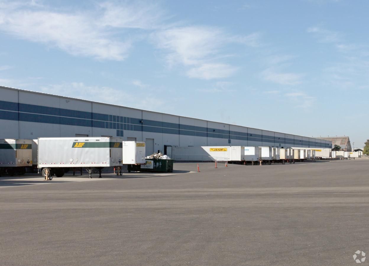 Industrial Property for Lease photo 2
