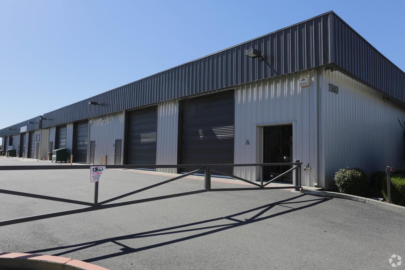Industrial Property For Lease photo 1