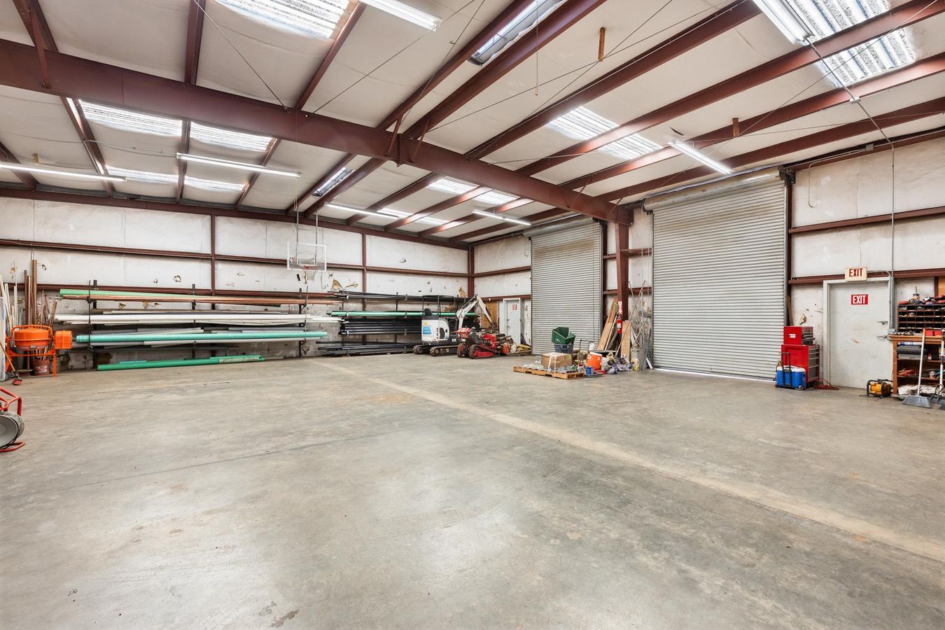 225 Sellers Way photo 2