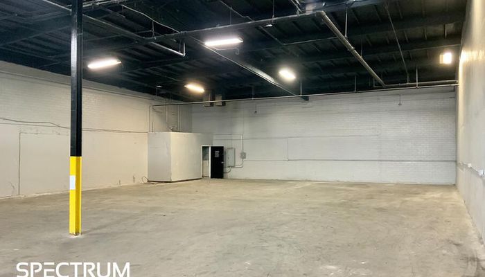 Warehouse Space for Rent at 14721 Keswick St Van Nuys, CA 91405 - #6