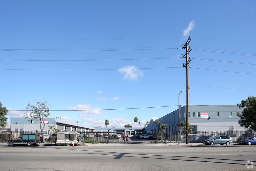 6800-6818 Avalon Blvd photo 4