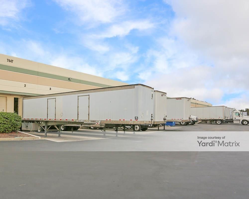 Morton Avenue Industrial Park photo 3