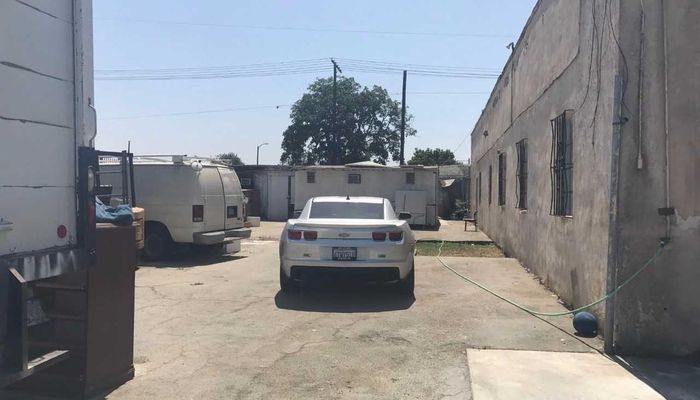 Warehouse Space for Sale at 2166-2170 Hyde Park Blvd Los Angeles, CA 90047 - #3