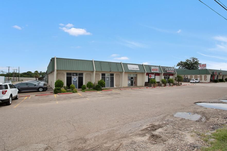 4606 Burleson Rd photo 3