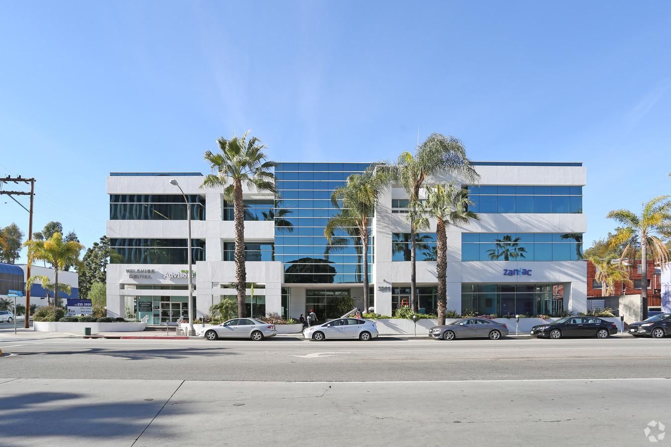 3201 Wilshire Blvd photo 3