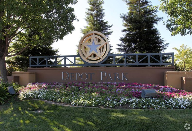 Depot Park - Building 5