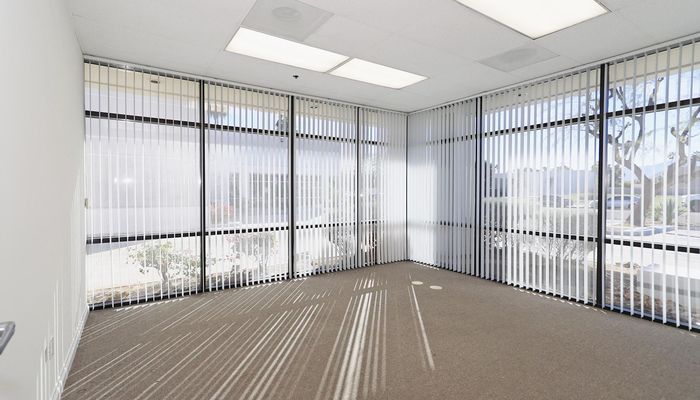 Warehouse Space for Rent at 77650 Enfield Ln Palm Desert, CA 92211 - #1