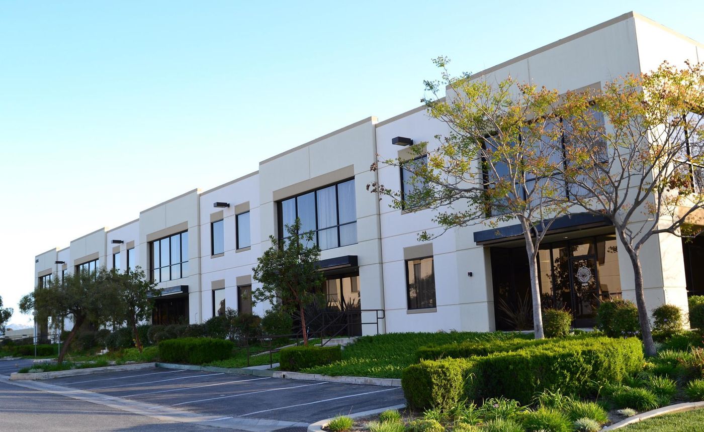 Valley Vista Commerce Center photo 2