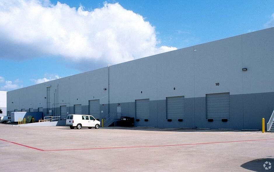 Prologis Walnut Creek 9101 Wall St photo 4