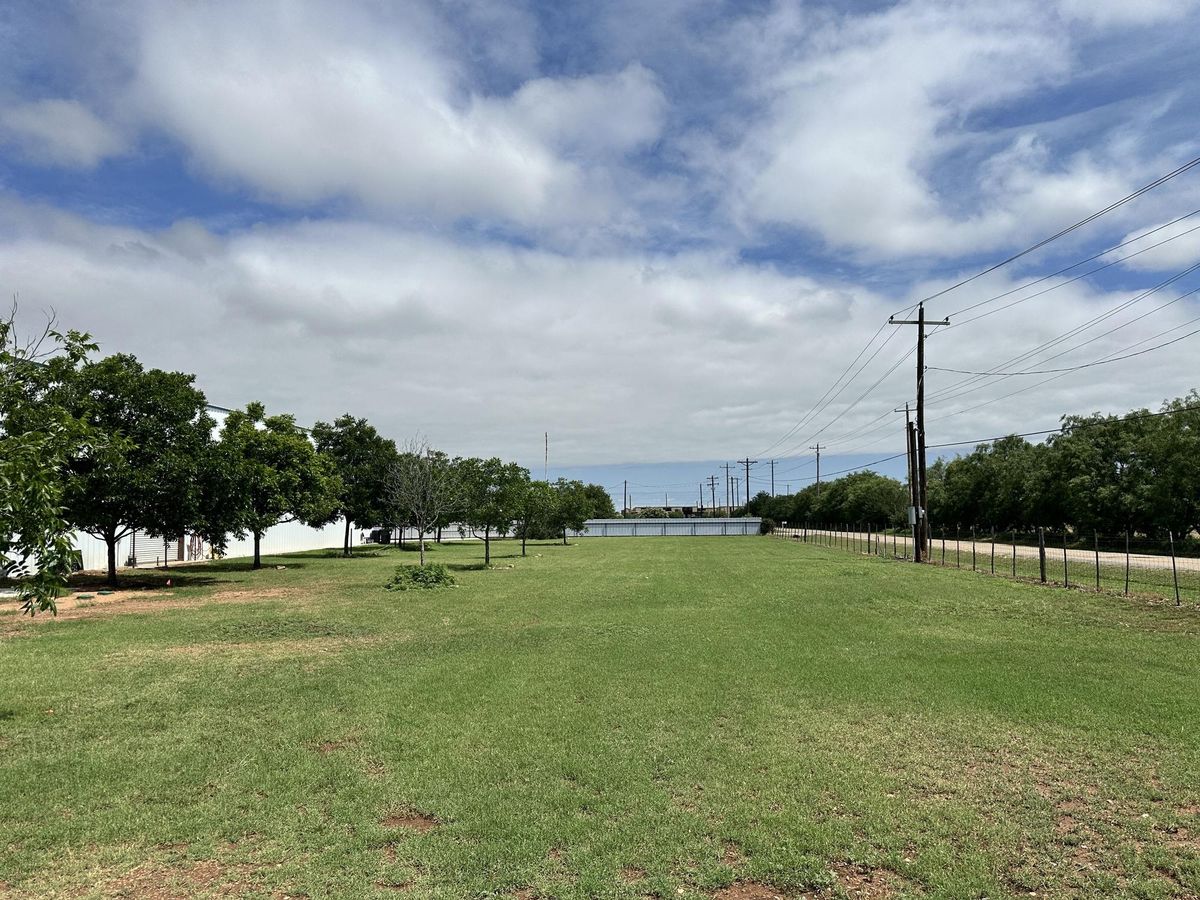 182 CR 335 Abilene Texas79606 photo 4