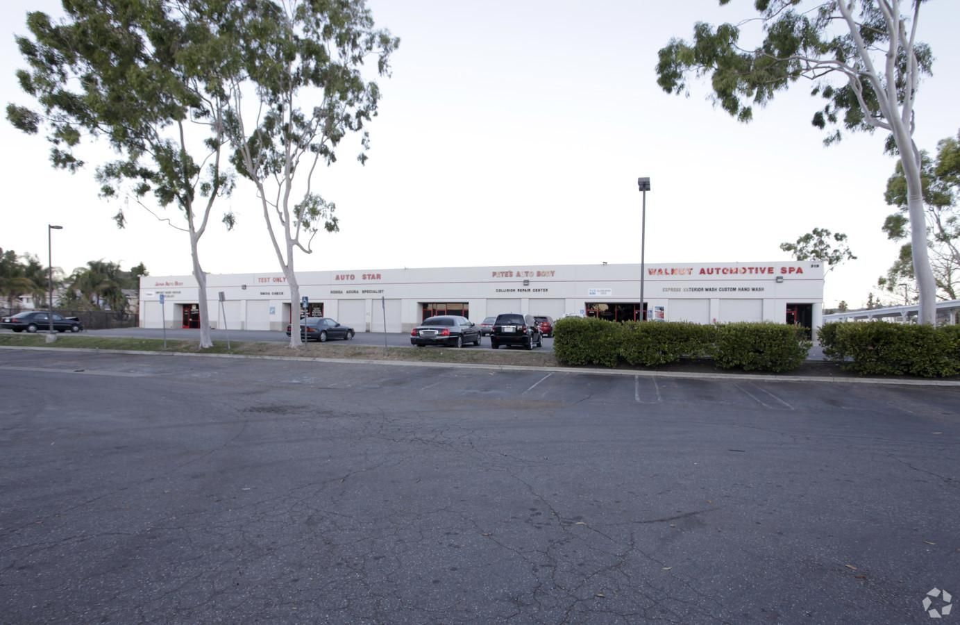 Flex Property For Lease photo 3