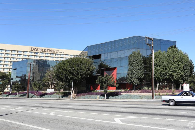 Pacifica Plaza