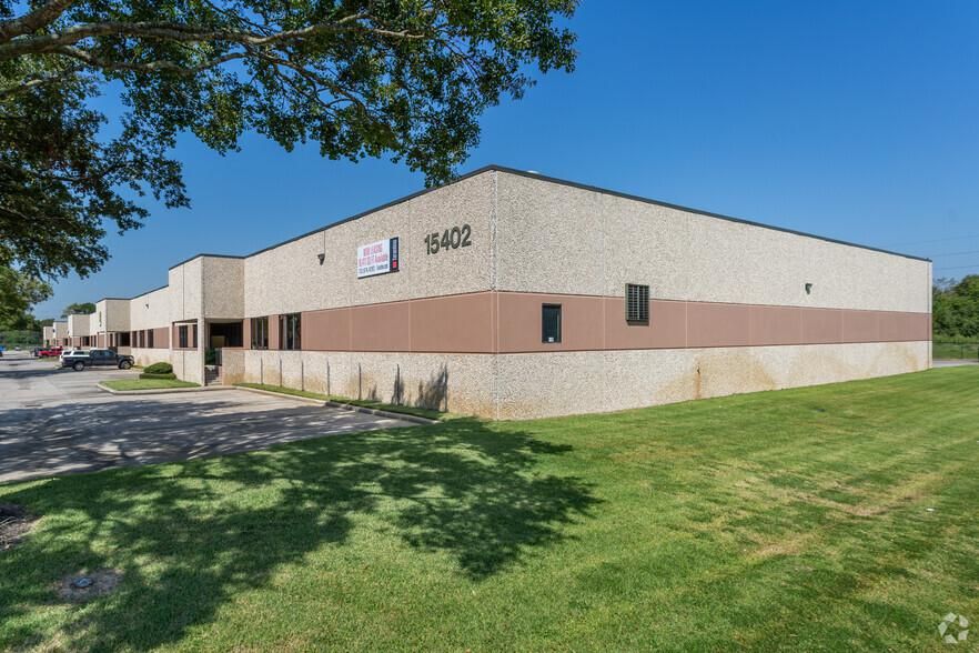 Intercont'l Business Park 15402 Vantage Pky E photo 4