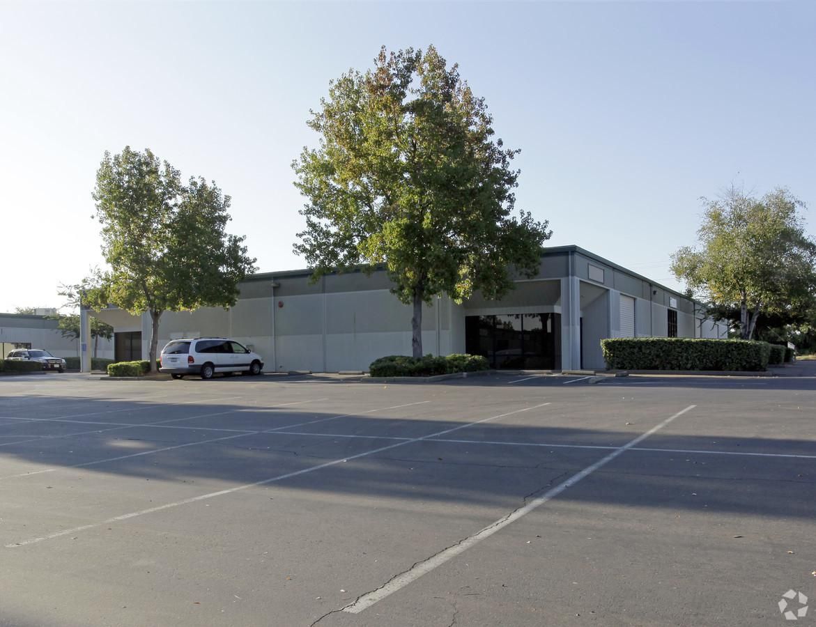 Industrial Property For Lease photo 2