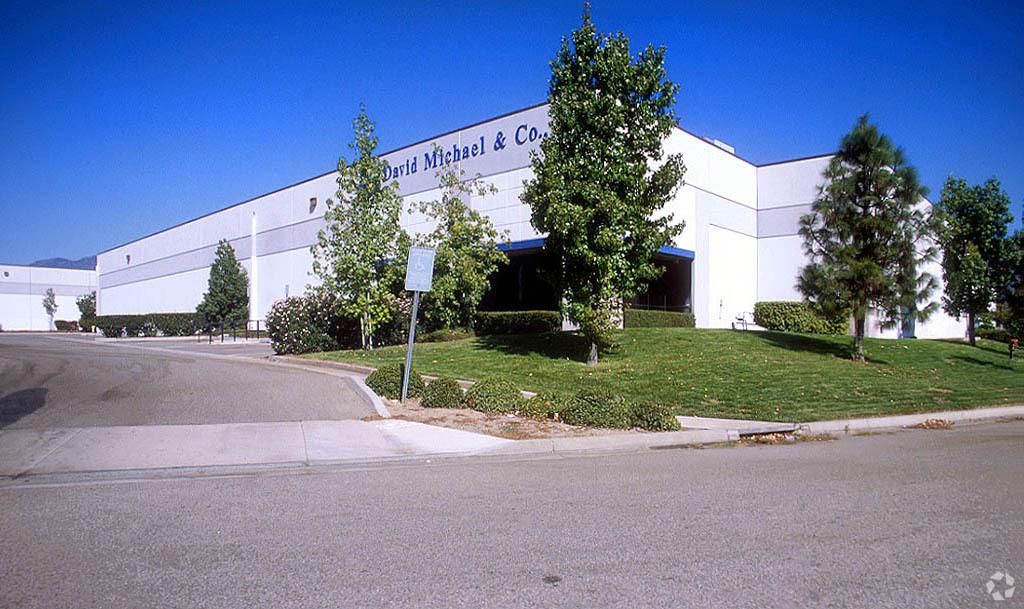 San Bernardino-2344 Saratoga Way photo 2