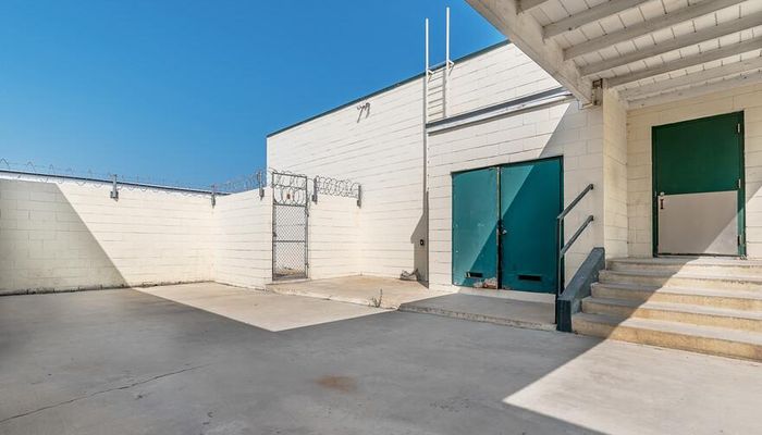 Warehouse Space for Rent at 8020 Ronson Rd San Diego, CA 92111 - #5