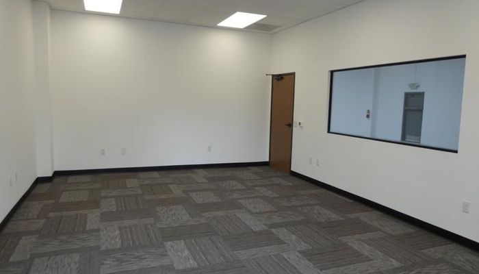 Warehouse Space for Rent at 632 Thompson Ave Glendale, CA 91201 - #5