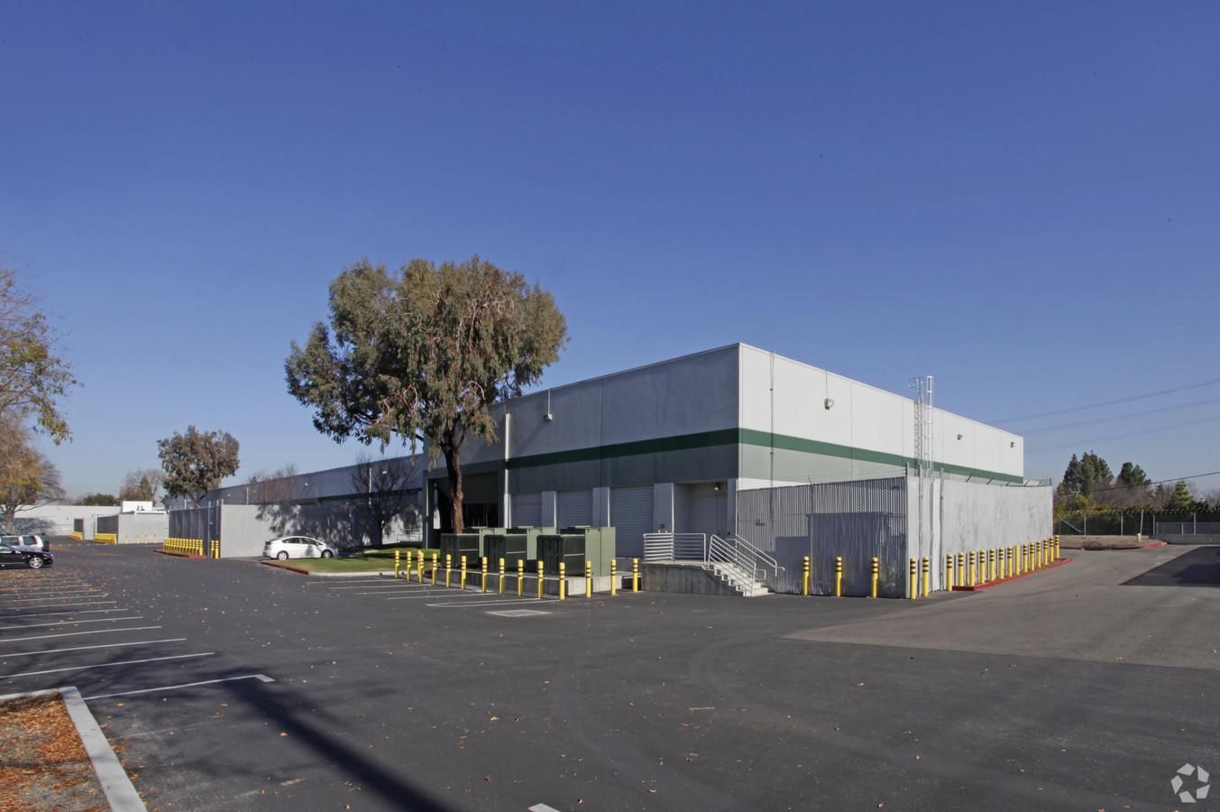 Kiefer Industrial Park - Bldg 76 photo 1