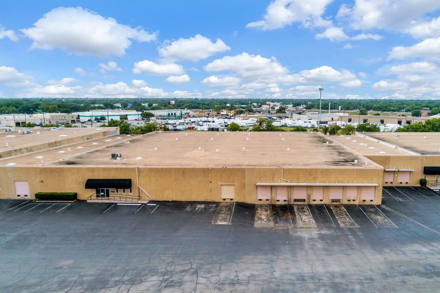 Melvin Evans Warehouses 560 N Beach St photo 2