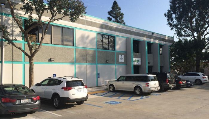 Lab Space for Rent at 3350 Market Street San Diego, CA 92102 - #1