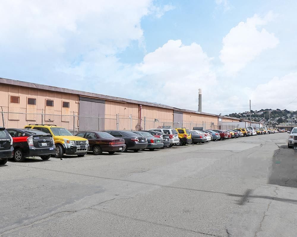 San Francisco Industrial Center - Building 427 & 428 photo 4