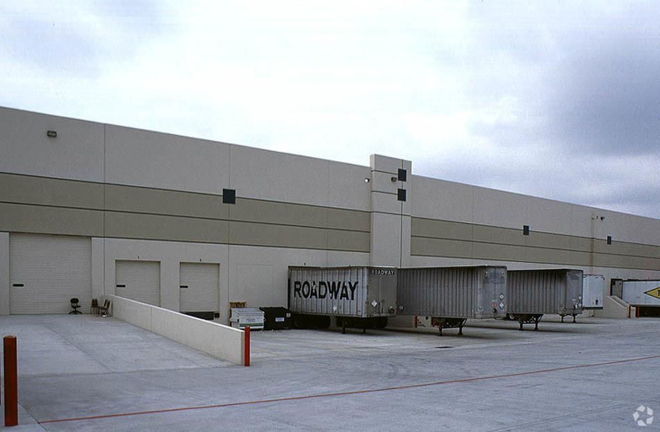 Industrial Property For Lease photo 3