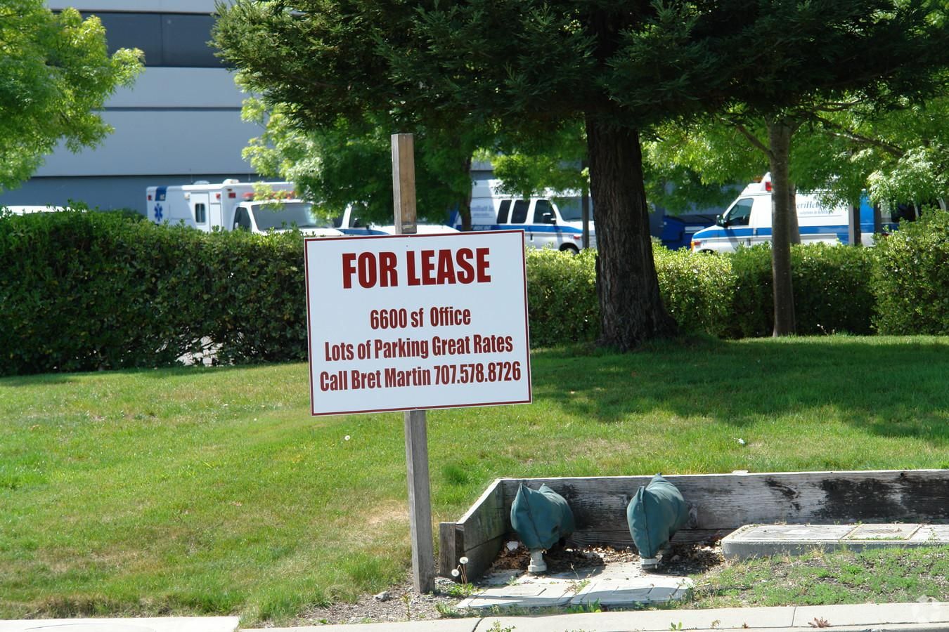 Flex Property for Lease photo 3