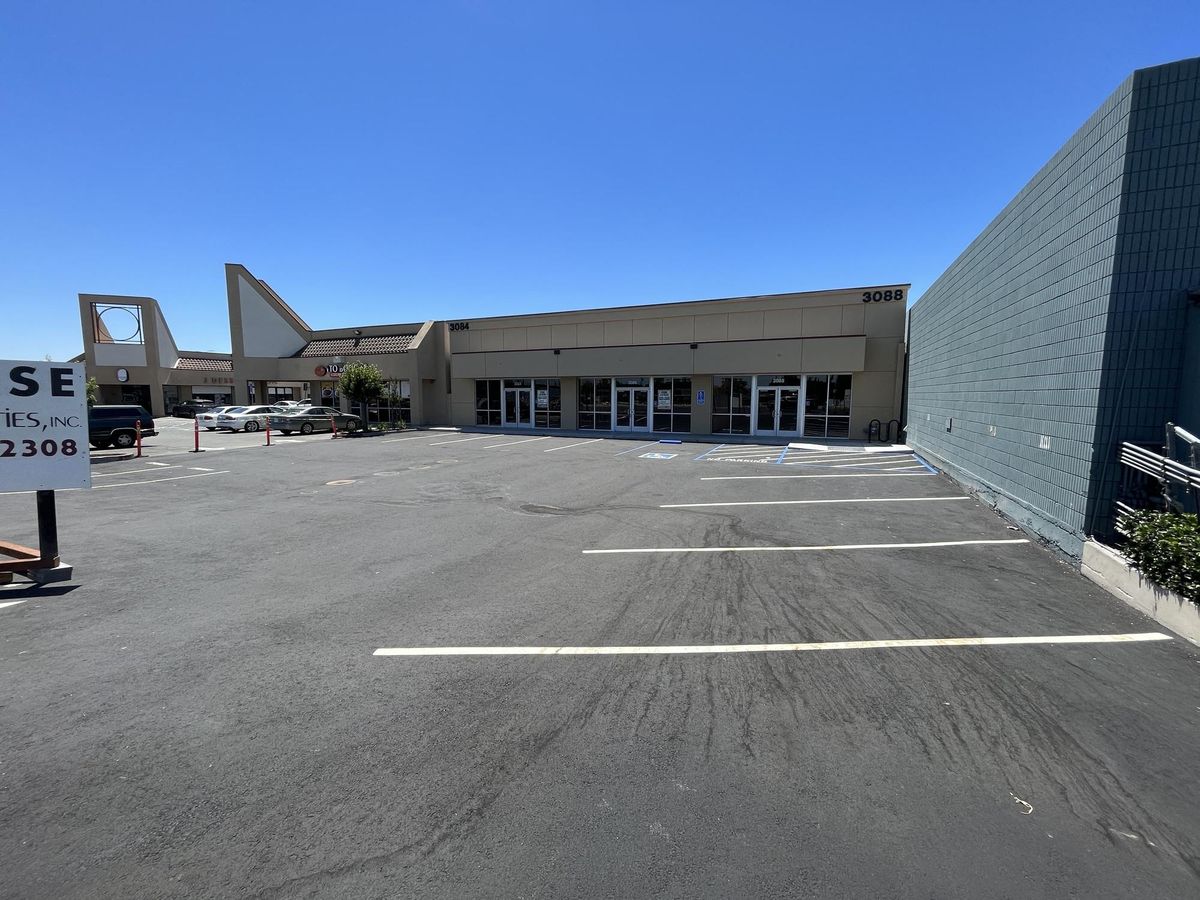 El Camino Real at Calabazas Retail photo 4